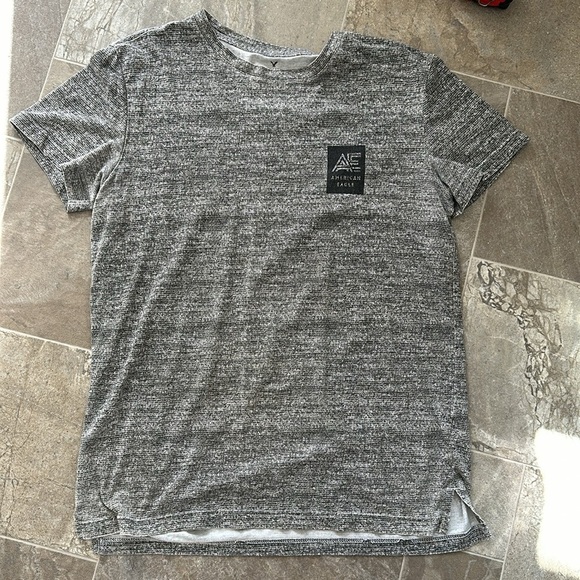 🐞Men’s American Eagle, outfitters size medium, oversized gray T-shirt - Picture 4 of 11